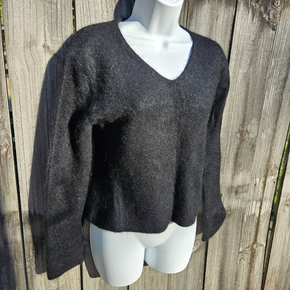 Angora Rabbit Hair Sweater - Picture 5 of 8